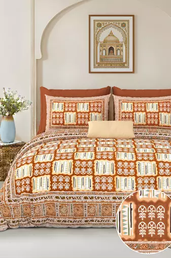 bedsheet with pillow covers for home & bedroom use