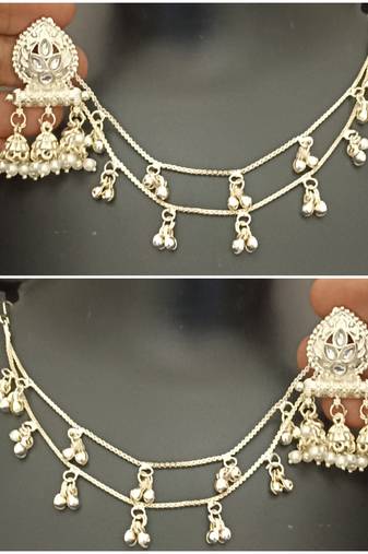 Kundan studs with kaan chain
