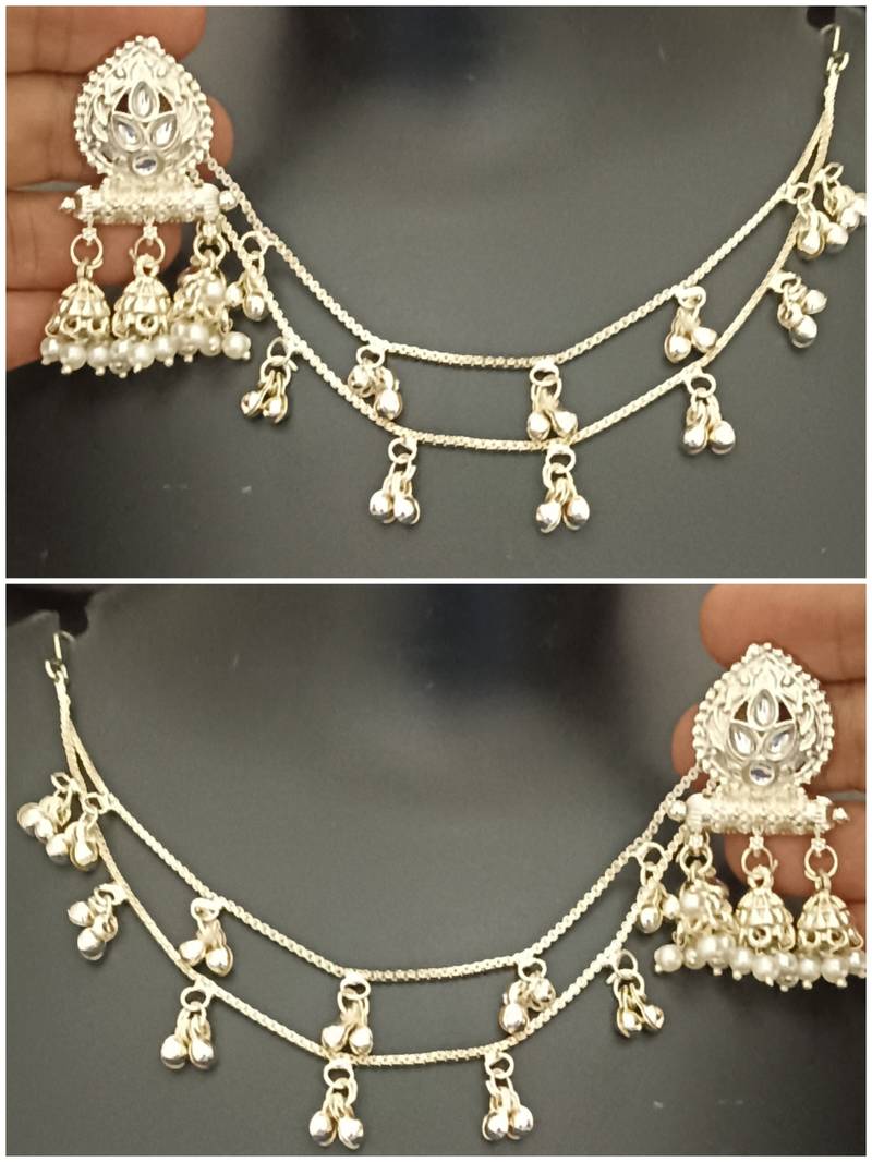 Kundan studs with kaan chain