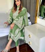 Womenes new  trendy heavy embroidery work kurta set