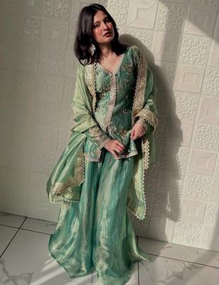 Womens heavy embroidery work kurta set 1