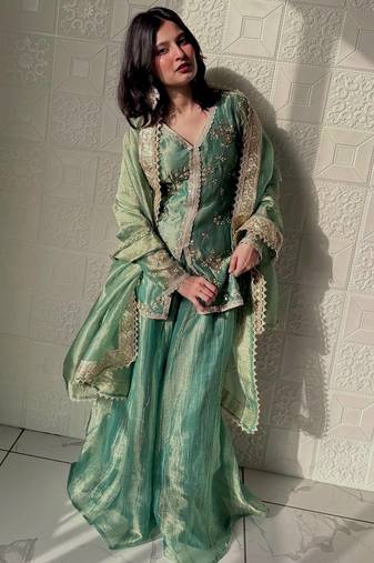 Womens heavy embroidery work kurta set