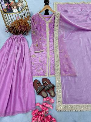 Womens heavy embroidery work kurta set 2