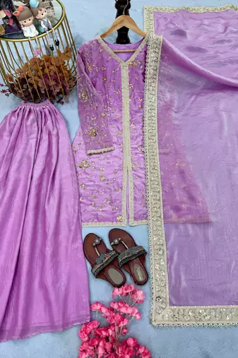 Womens heavy embroidery work kurta set