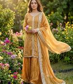 Womens heavy embroidery work kurta set