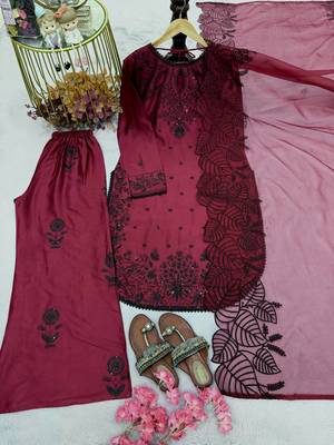 Womens trending kurta set 4