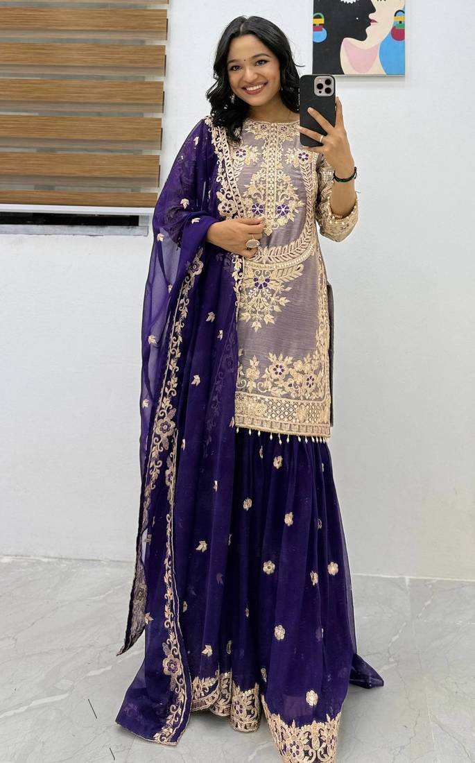 Womens latest trending  codding embroidery siqunce work kurta set