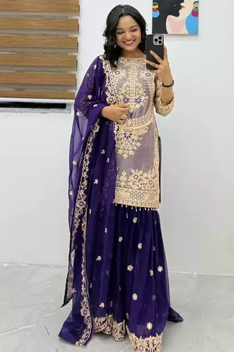 Womens latest trending codding embroidery siqunce work kurta set