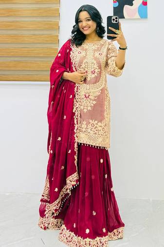 Womens latest trending  codding embroidery siqunce work kurta set