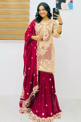 Womens latest trending  codding embroidery siqunce work kurta set