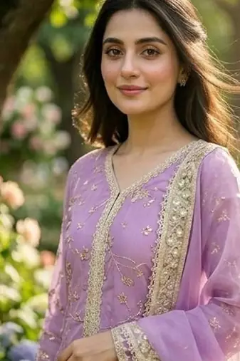 Womens heavy embroidery work kurta set