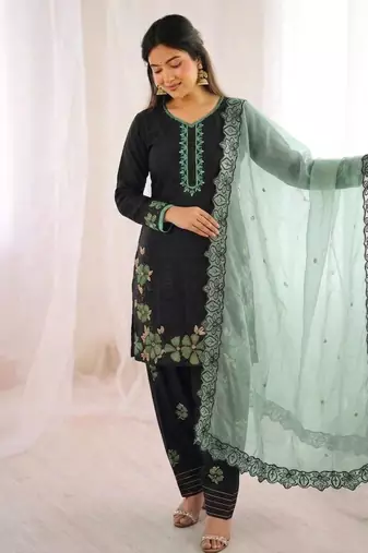 Black Roman Glass Silk Embroidered Kurta Set with green Dupatta and farsi salwar