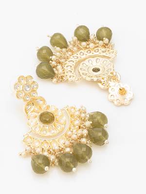  olive green kundan chandelier earrings with faceted drops 4