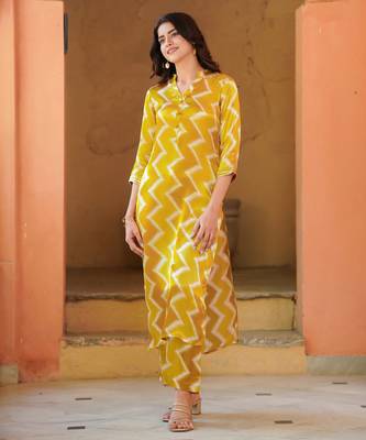 Yellow muslin printed kurta set 2