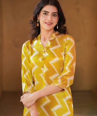 Yellow muslin printed kurta set 4