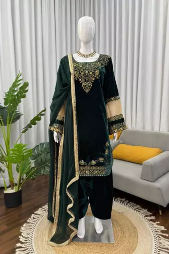 Teal blue velvet embroidered kurta set
