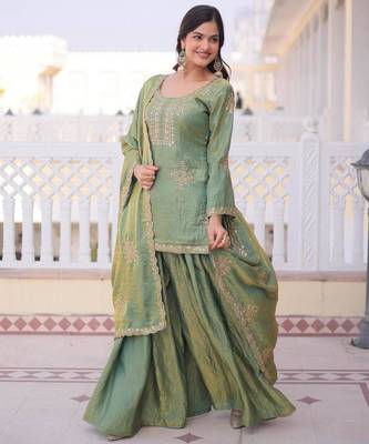 Light green silk blend embroidered palazzo set 4