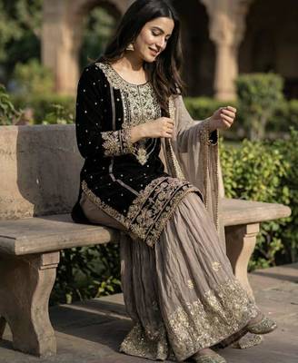 Black georgette embroidered palazzo set 1