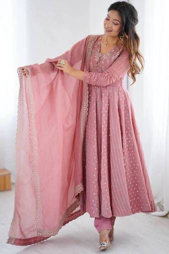 Baby pink faux georgette embroidered gown set