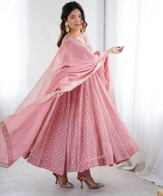 Baby pink faux georgette embroidered gown set 2
