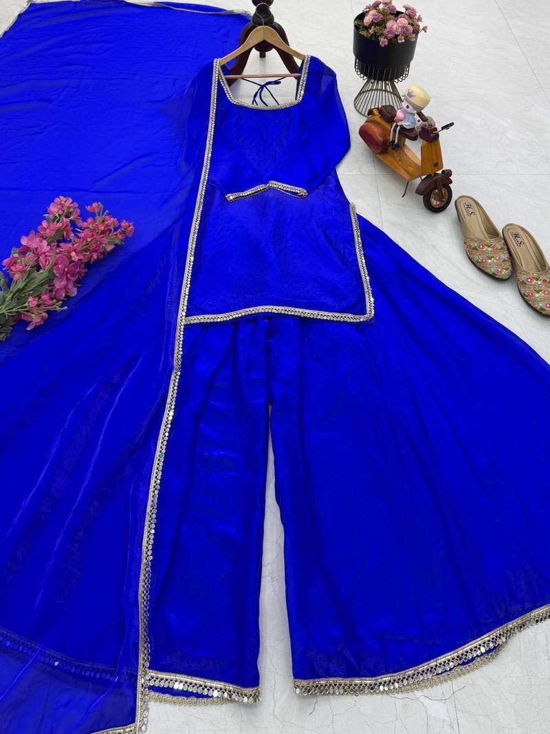 Womens new trending less and mirror work kuta set