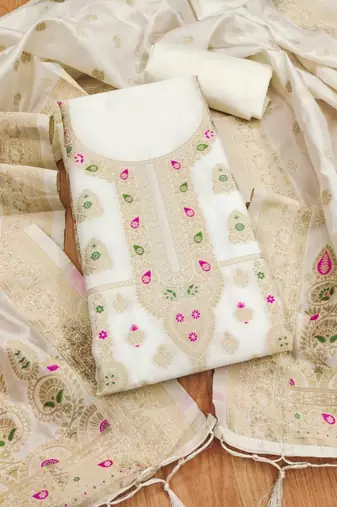 Off white banarasi printed salwaar kameez set