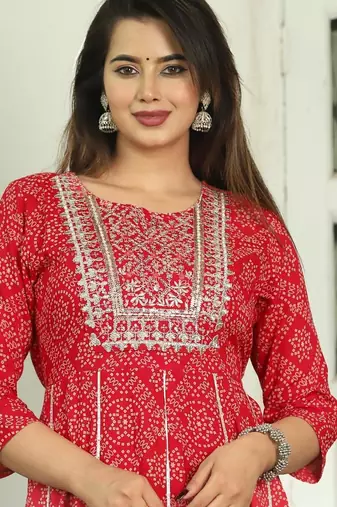 Reyon anarkali gawn