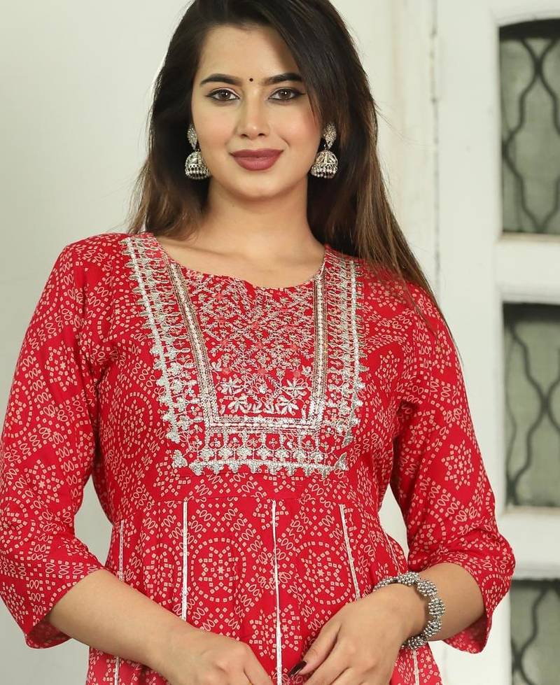 Reyon anarkali gawn