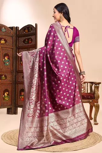 magenta lichi silk blend zari weaving saree with blouse
