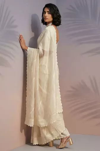 cream rasberry silk blend thread embroidery with sequins work saree with blouse