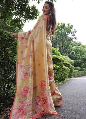 light yellow tussar silk blend floral printed saree with blouse 4