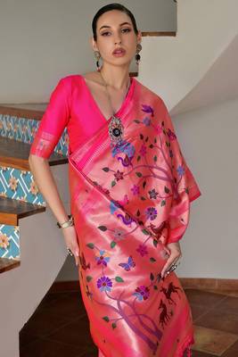 rani pink silk blend paithani woven saree with blouse 3