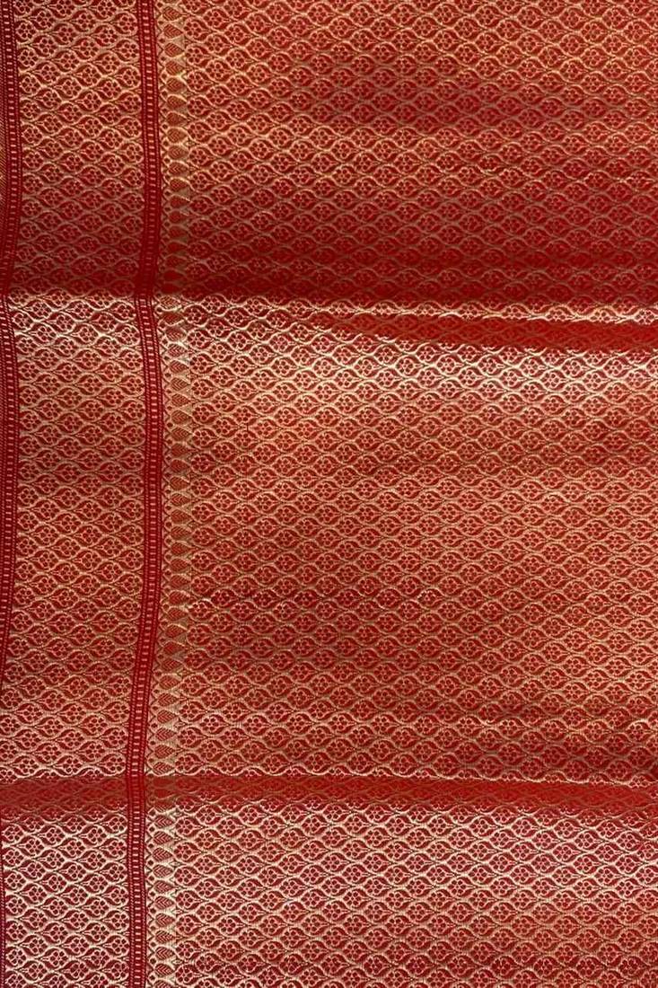 Banarasi cotton silk saree in red  with   zari booti   work
