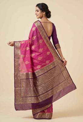 Banarasi cotton silk saree in rani pink with panboota  work 2