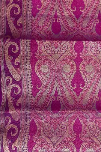 Banarasi cotton silk saree in pink with   zari booti   work