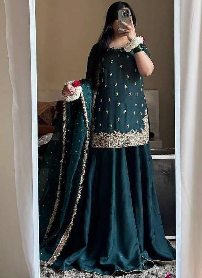 Womens  embroidery sequins work  palazzo  set