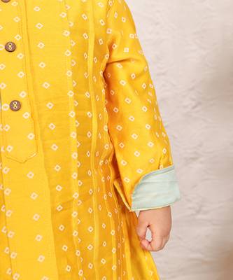 Mustard yellow printed chanderi kurta set 3