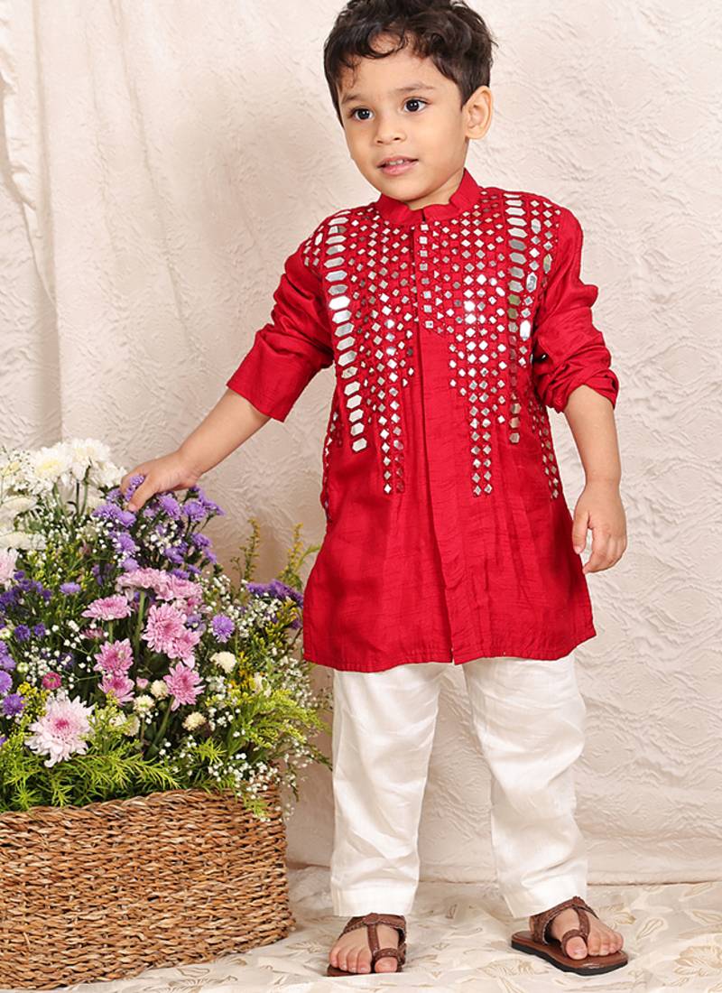 Red embroidered cotton kurta set