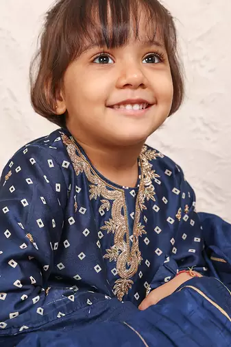 Navy blue embroidered chanderi kurta set