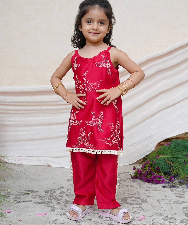 Red embroidered chanderi kurti set