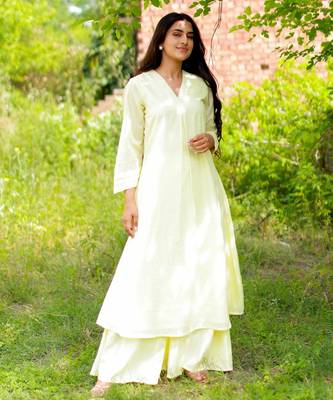 Cream solid cotton Kurta set 1