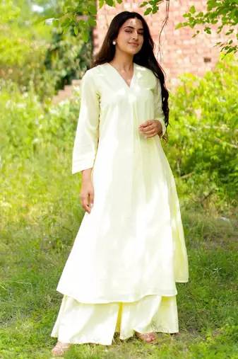 Cream solid cotton Kurta set