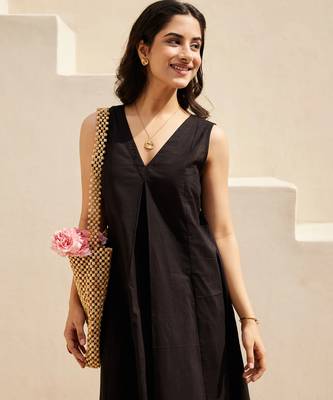 Black solid cotton Kurta set 4