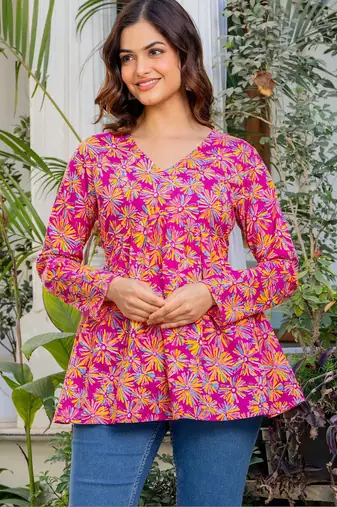 Womens magenta self design cotton fabric kurtis 3/4 sleeves v-neck