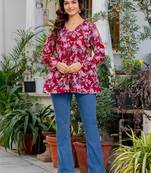 Womens maroon self design cotton fabric kurtis 3/4 sleeves v-neck