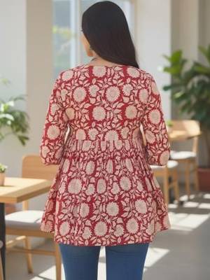 Womens maroon self design cotton fabric kurtis 3/4 sleeves v-neck 3