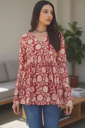 Womens maroon self design cotton fabric kurtis 3/4 sleeves v-neck