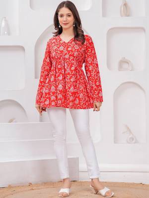 Womens red self design cotton fabric kurtis 3/4 sleeves v-neck 1