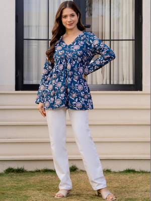Womens blue self design cotton fabric kurtis 3/4 sleeves v-neck 1