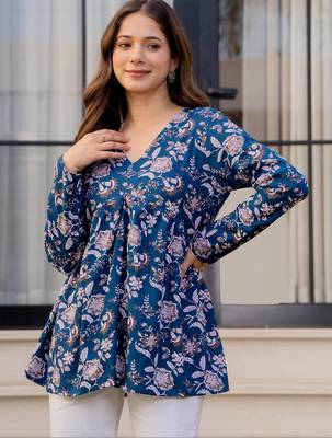 Womens blue self design cotton fabric kurtis 3/4 sleeves v-neck 2